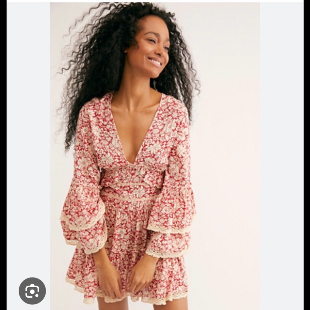 FREE PEOPLE Kristall Mini Floral Dress in Raspberry - Picture 4 of 12